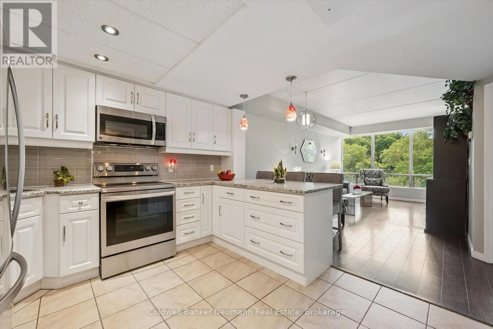 Property Photo: 105 Bagot Street 314 ON N1H 8H4