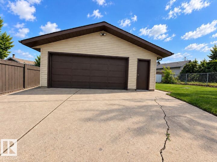 Property Photo:  181 Porter  AB T0C 1Z0 
