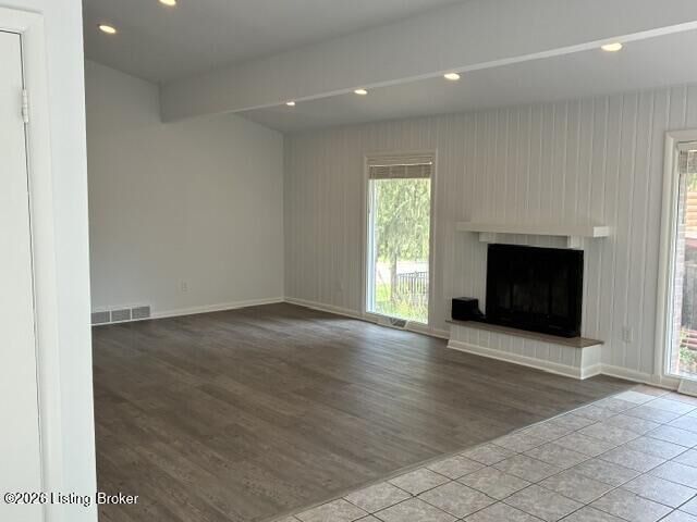 Property Photo:  1233 Vance Ave  IN 47150 