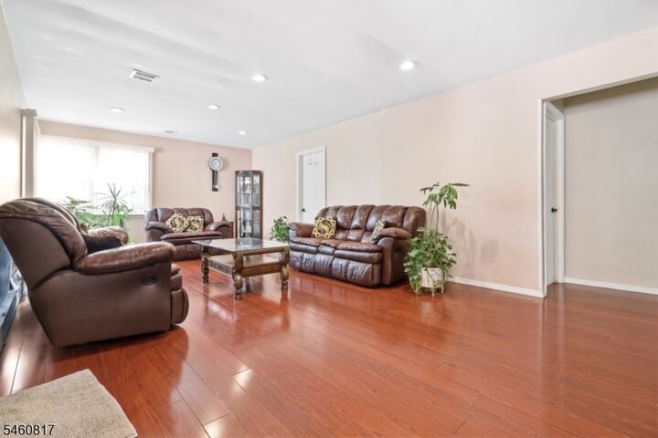 Property Photo:  160 Bridge St  NJ 07204 