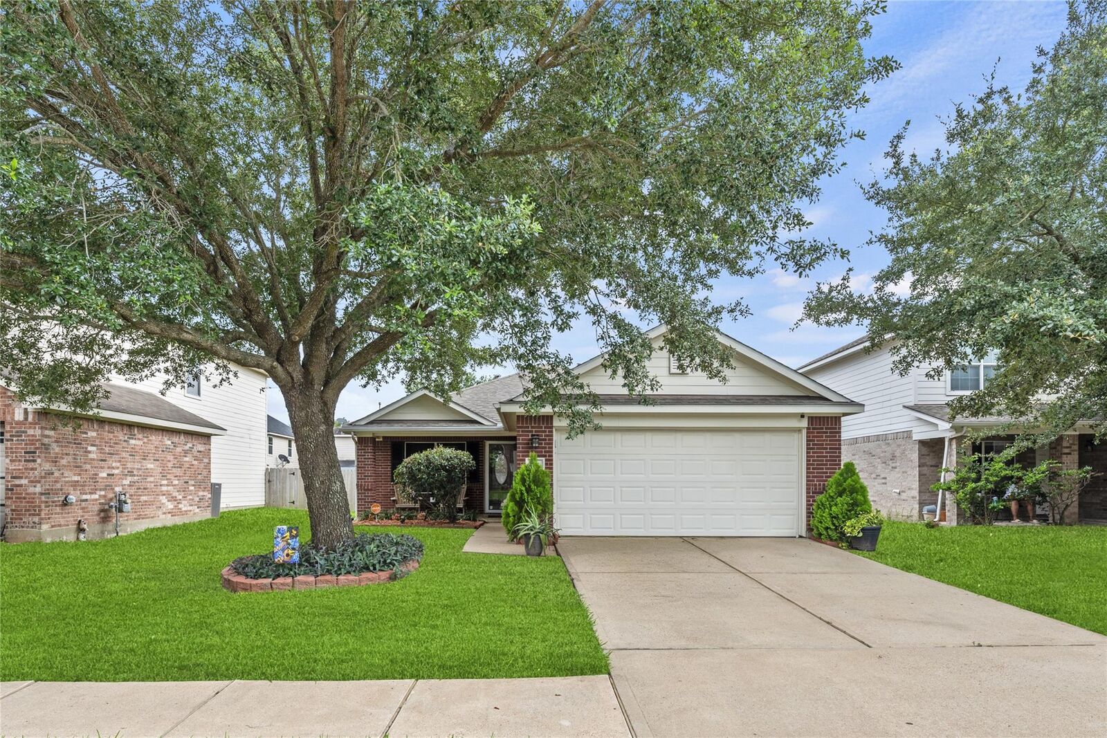 Property Photo: 20723 Dewberry Creek Lane TX 77449