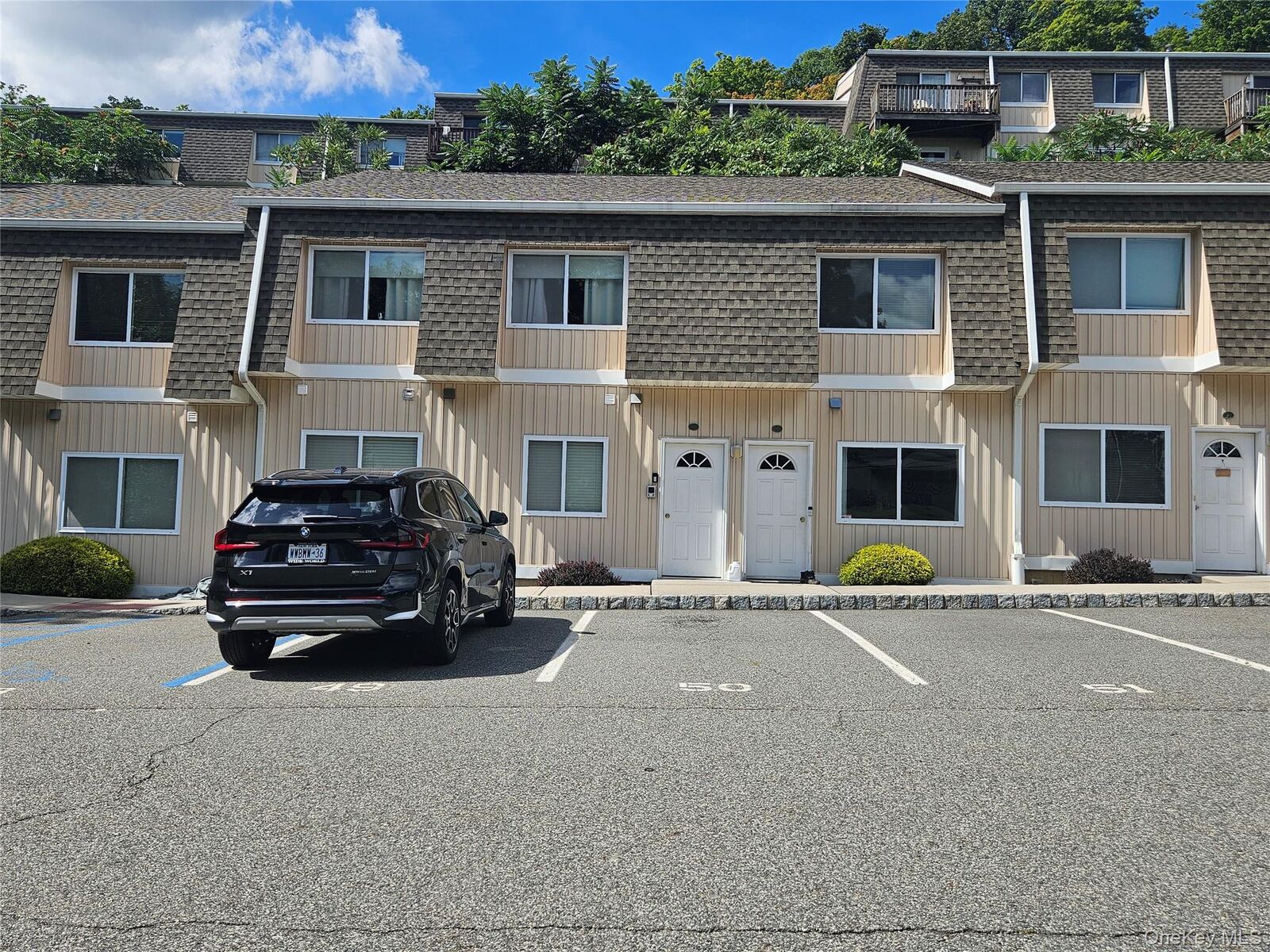 Property Photo:  12 Pavilion Road 5  NY 10901 