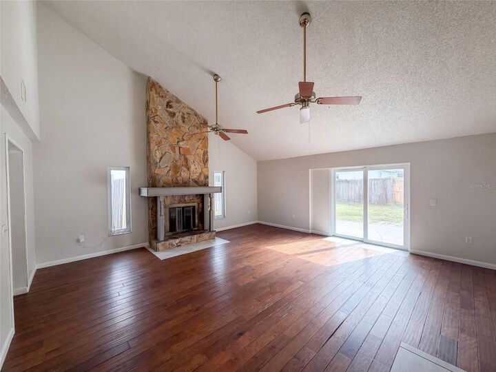 Property Photo:  4610 Devon Avenue  FL 33813 