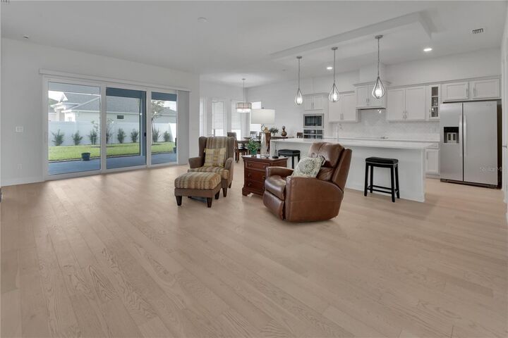 Property Photo: 1022 Megano Boulevard FL 32724