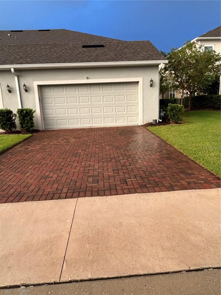 Property Photo: 6273 Camino Drive FL 33572