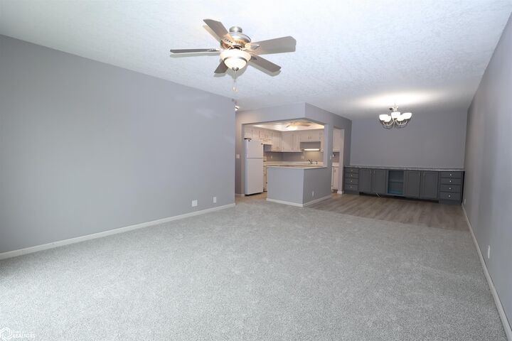 Property Photo:  514 E Olive Street 207  IA 50158 