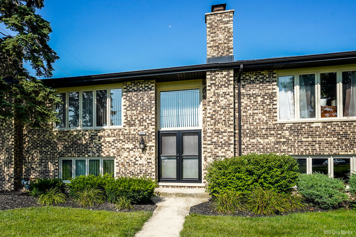 Property Photo: 15417 Aster Street IL 60462