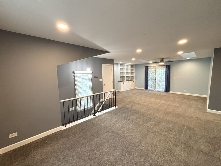 Property Photo:  2114 Southwind Circle 7-3  IL 60194 