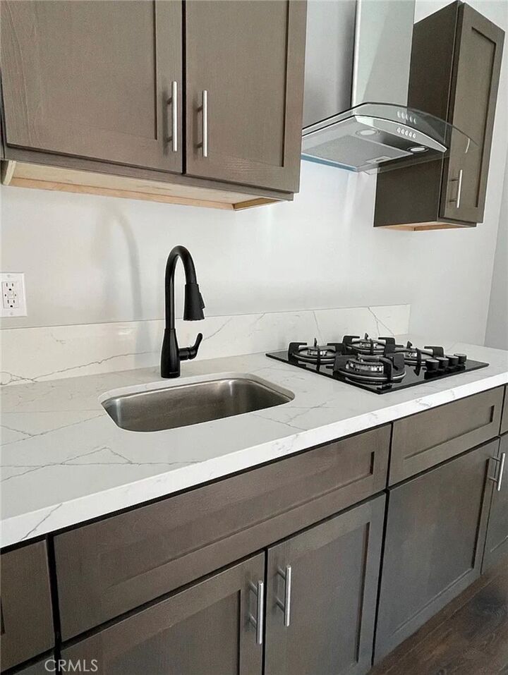 Property Photo: 4011 W 60th CA 90043