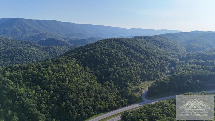 Property Photo: 11 Possum Hollow Rd WV 24739
