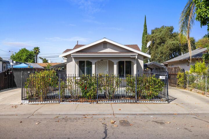 Property Photo: 529 N D Street CA 95205
