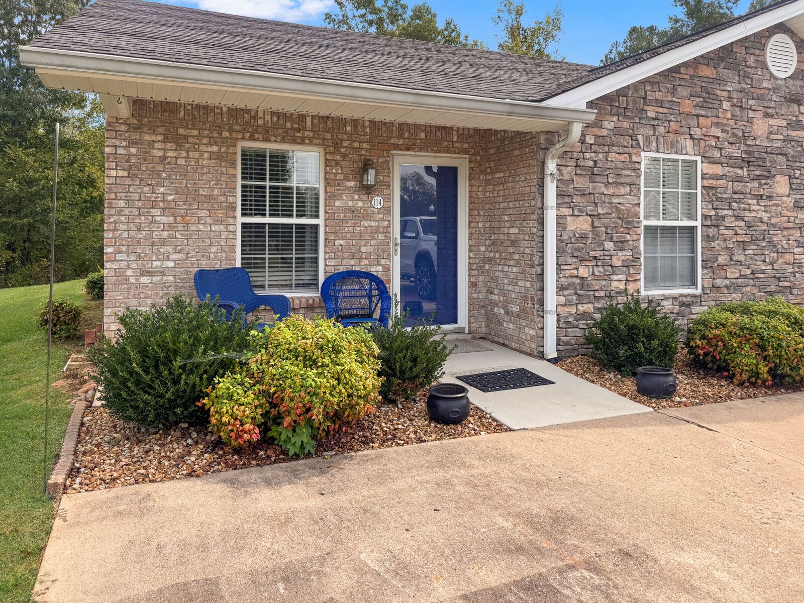 Property Photo: 114 Colson Village Ct TN 37058