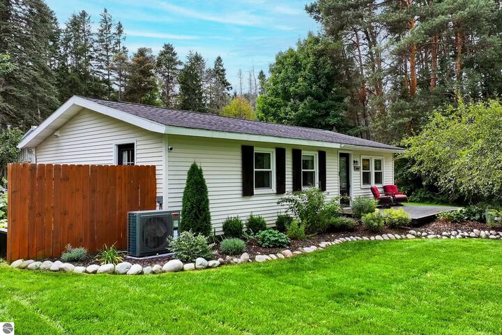 Property Photo: 8926 E Bingham MI 49684