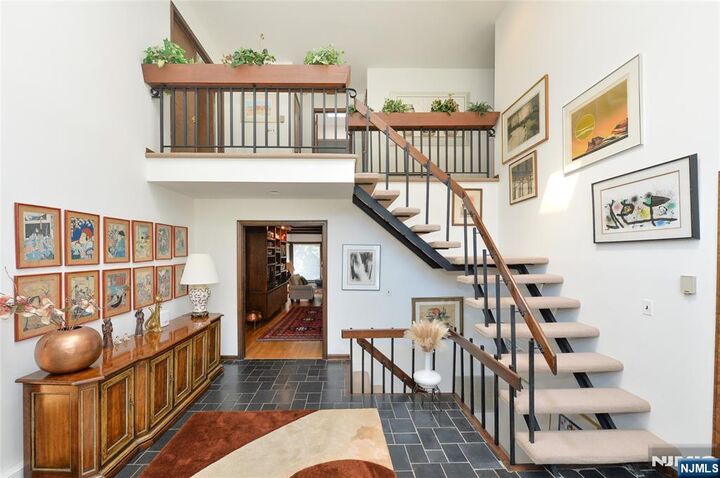 Property Photo: 690 Orchard Lane NJ 07417
