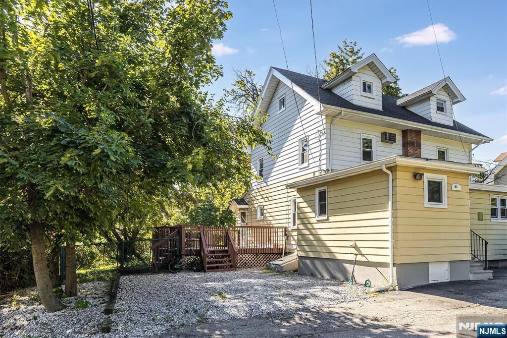 Property Photo:  51 Ringwood Avenue  NJ 07442 