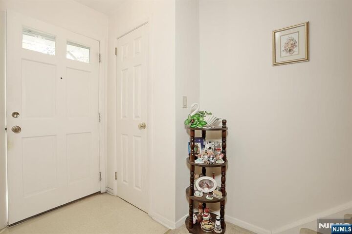 Property Photo:  429 Polly Ann Terrace  NJ 07652 
