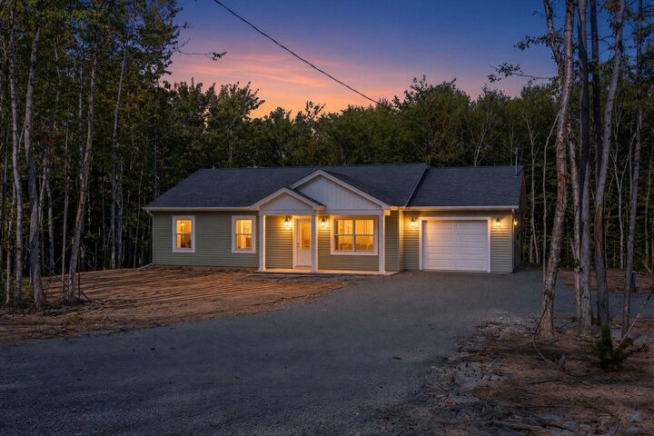 Property Photo:  62 Ronald Lane  NS B0N 1Z0 