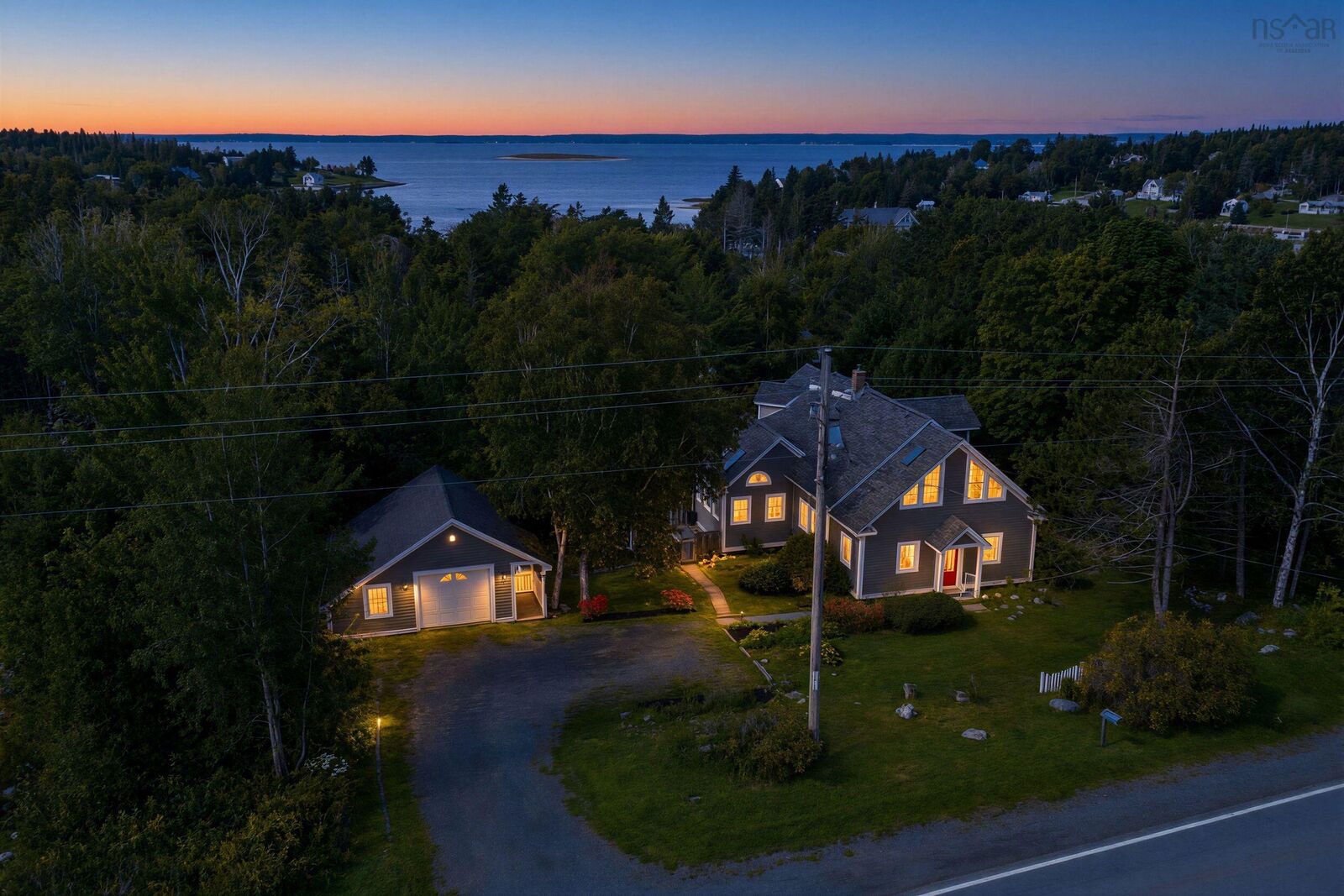 Property Photo:  11278 Peggys Cove Road  NS B3Z 3B1 
