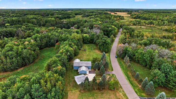 Property Photo:  22811 Unser Street NE  MN 55005 