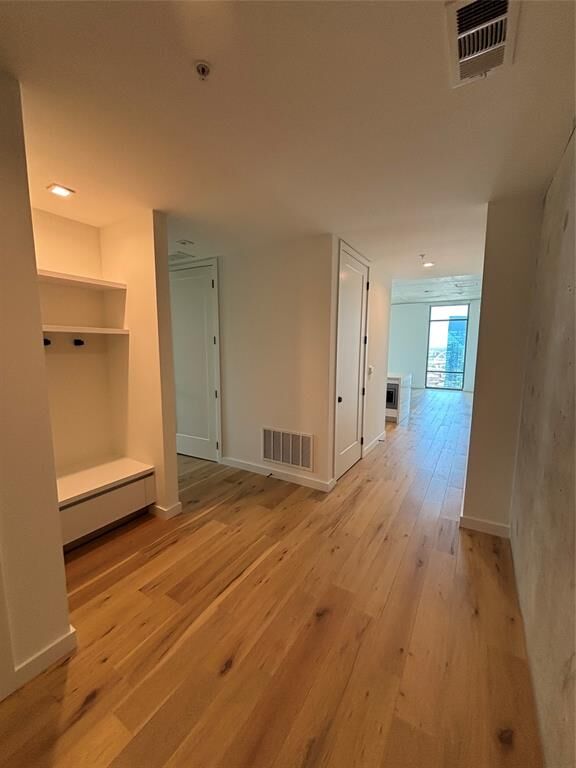 Property Photo:  1801 N Pearl Street 3909  TX 75201 