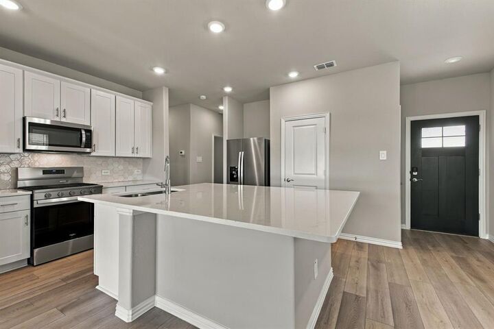 Property Photo:  1203 Bridgewalk Drive  TX 75071 