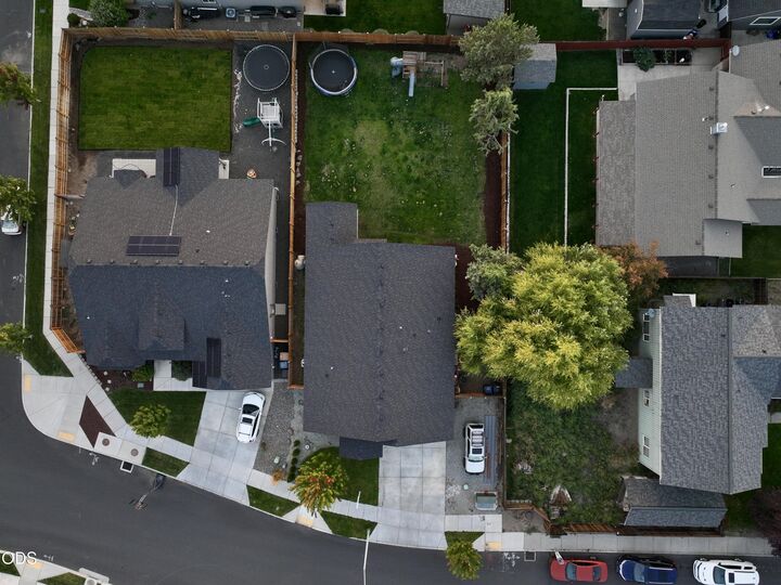 Property Photo: 1997 NW 8th OR 97756