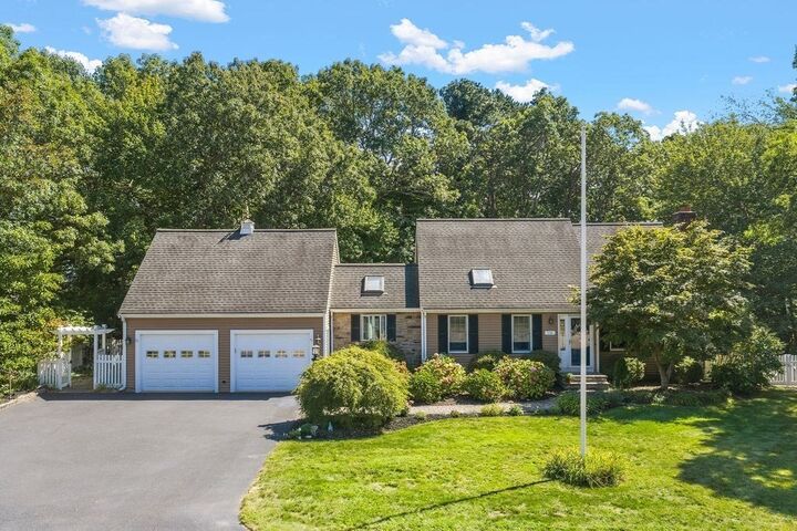 Property Photo:  116 Kathleen Dr  MA 02360 