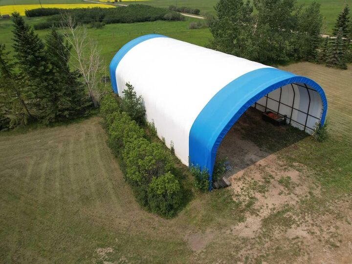 Property Photo: 28159 Township Road 300 Township AB T0M 0N0