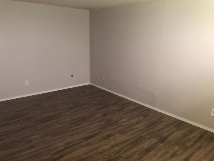 Property Photo: 12410 98 Street AB T8V 7K7