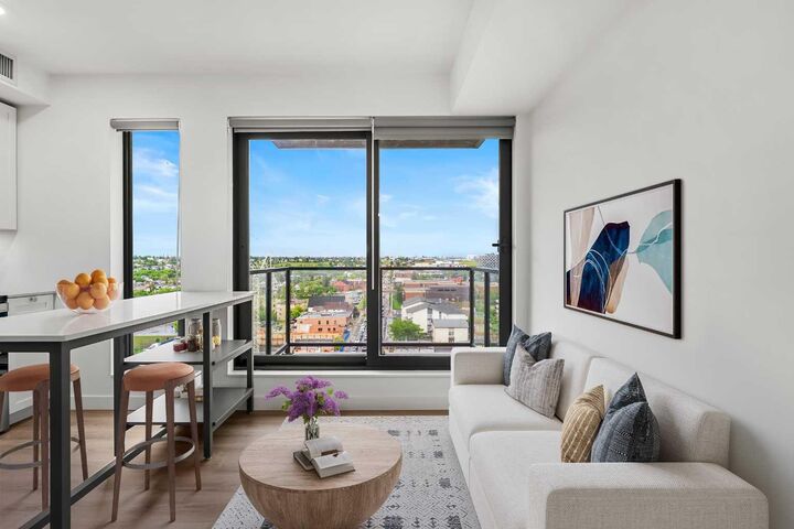 Property Photo:  123 4 Street NE 1208  AB T2E 8K3 