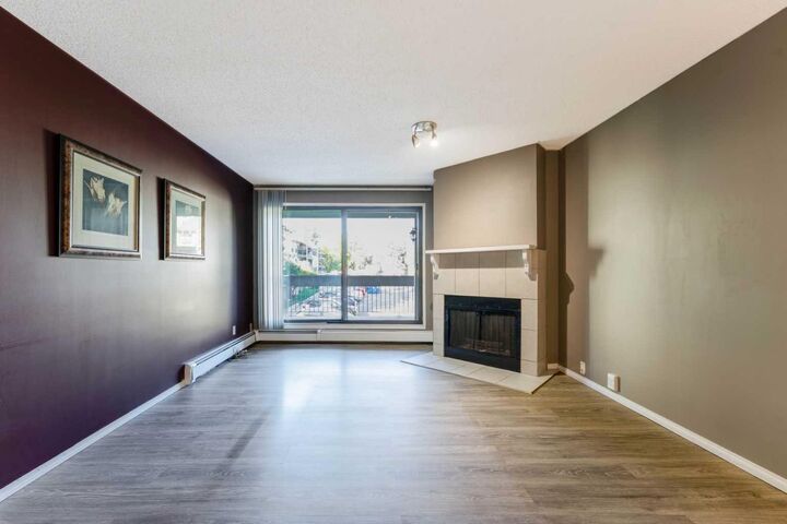 Property Photo:  10120 Brookpark Boulevard SW 425  AB T2W 3G3 