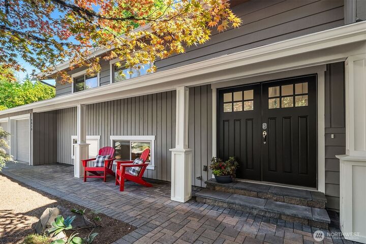 Property Photo: 2810 127th Avenue NE WA 98005
