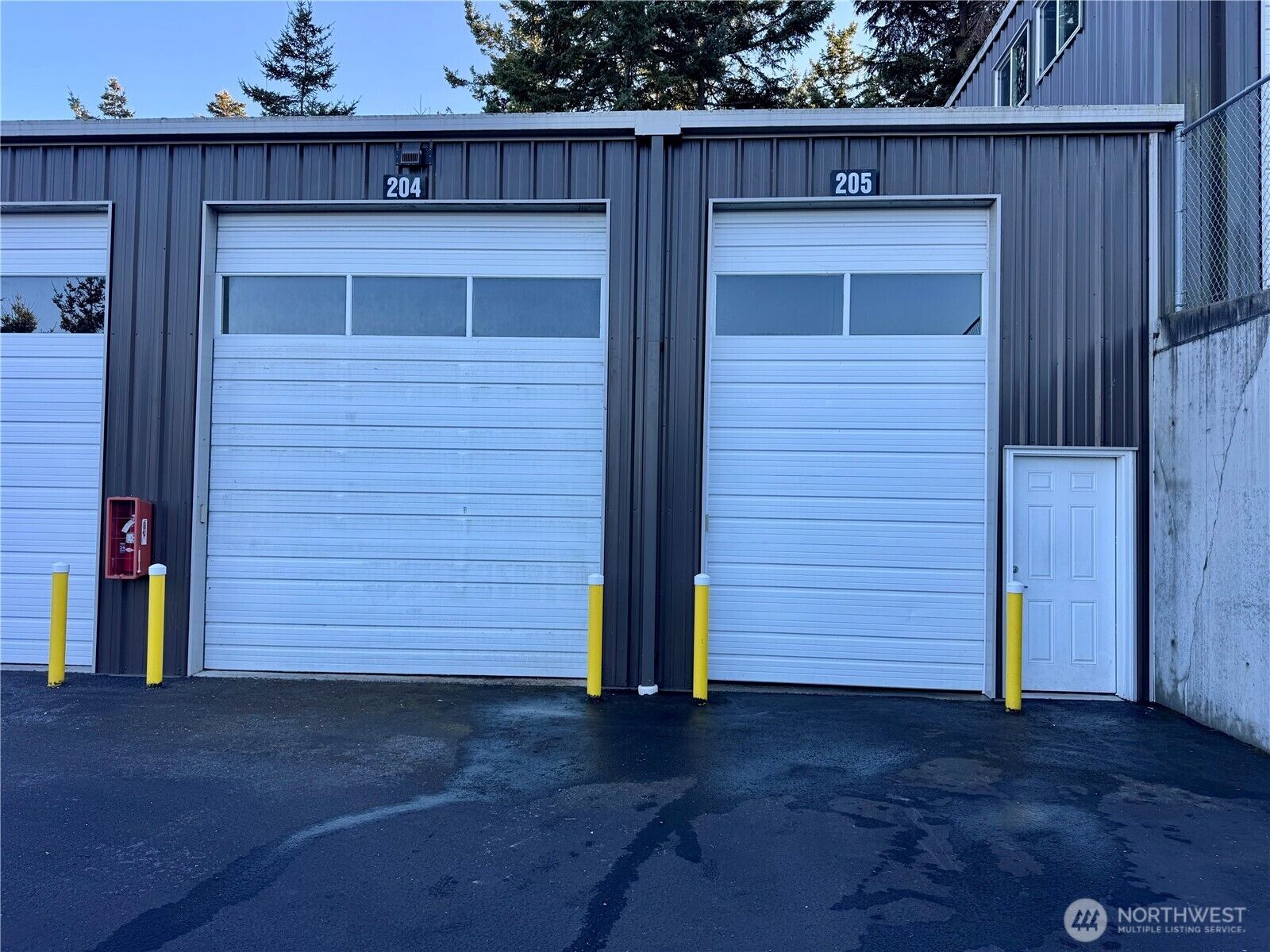 Property Photo: 6040 Sands Way 205 WA 98221