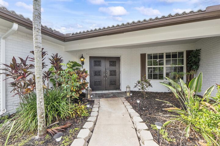 Property Photo:  2940 NW 87th Terrace  FL 33065 