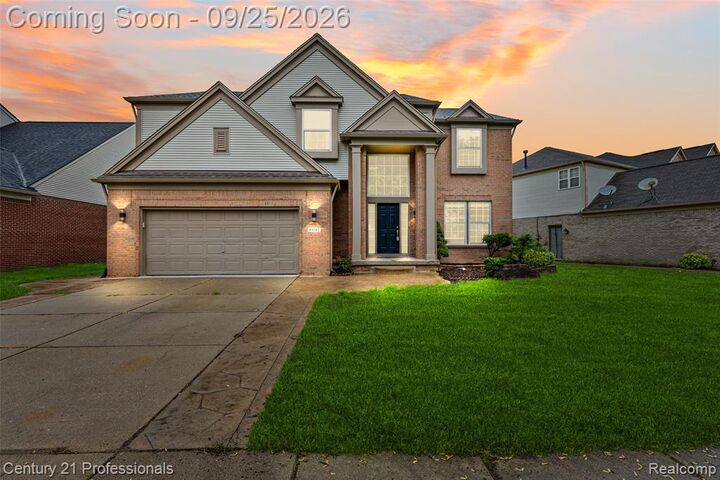 Property Photo: 49385 Central Park E MI 48317