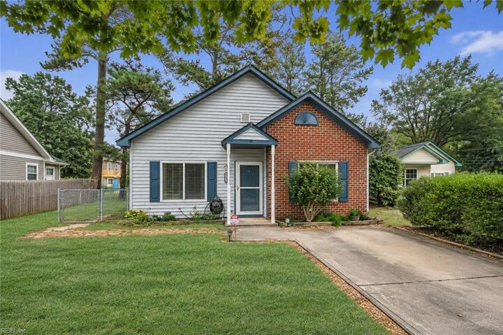Property Photo:  4304 Merlyn Walk Pl  VA 23602 