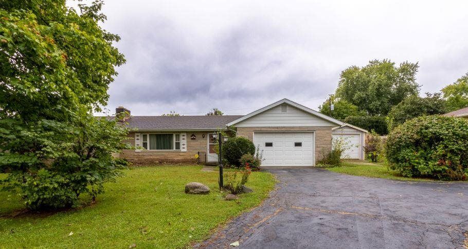 Property Photo:  1029 West 3rd Street  IN 47331 