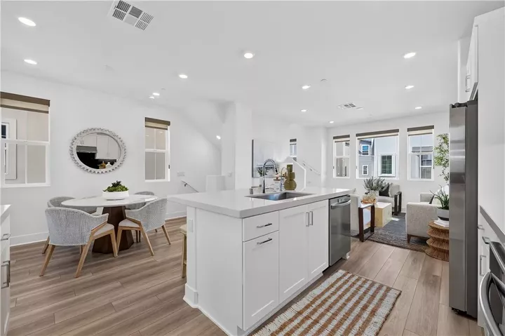 Property Photo:  1360 Windmill Road  CA 92694 