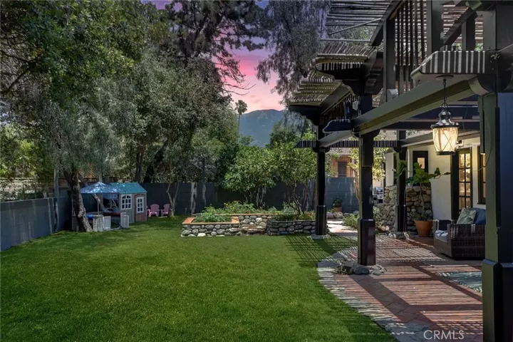 Property Photo:  2293 Bonnie Brae  CA 91711 