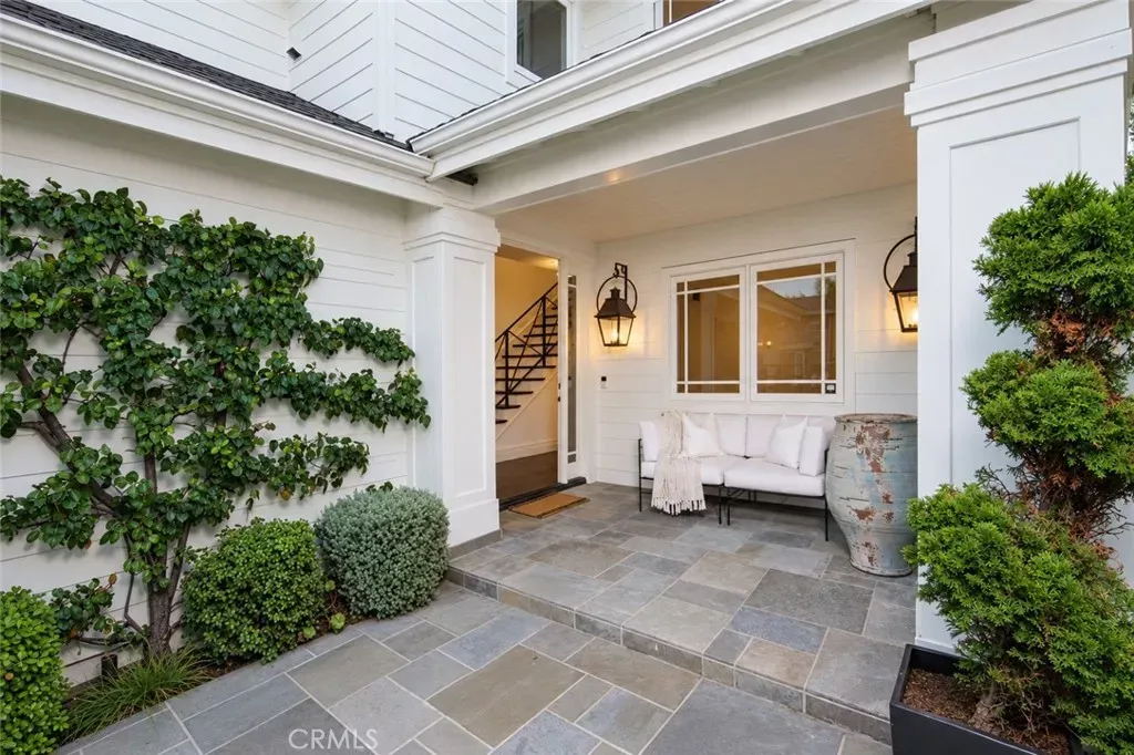 Property Photo:  2541 Point Del Mar  CA 92625 