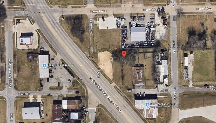 Property Photo:  1358 South St.  TX 77701 