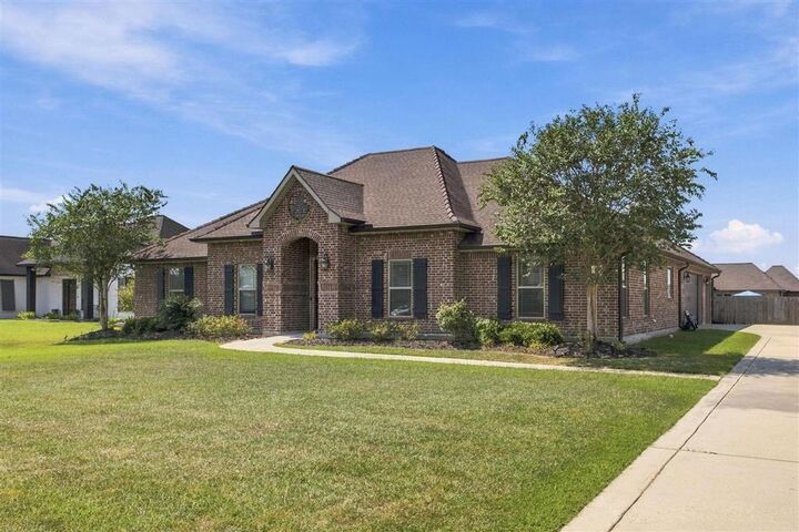 Property Photo: 2321 Regena Drive LA 70611
