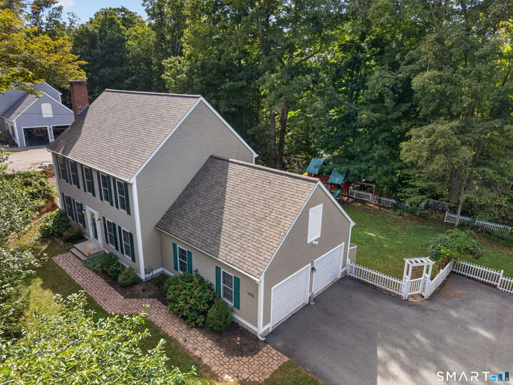 Property Photo:  589 Town Street  CT 06423 