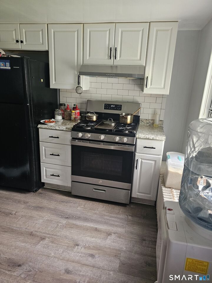 Property Photo:  42 Grand Street  CT 06457 