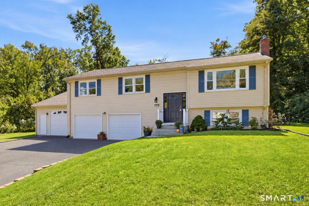 Property Photo: 775 Overhill Drive CT 06078