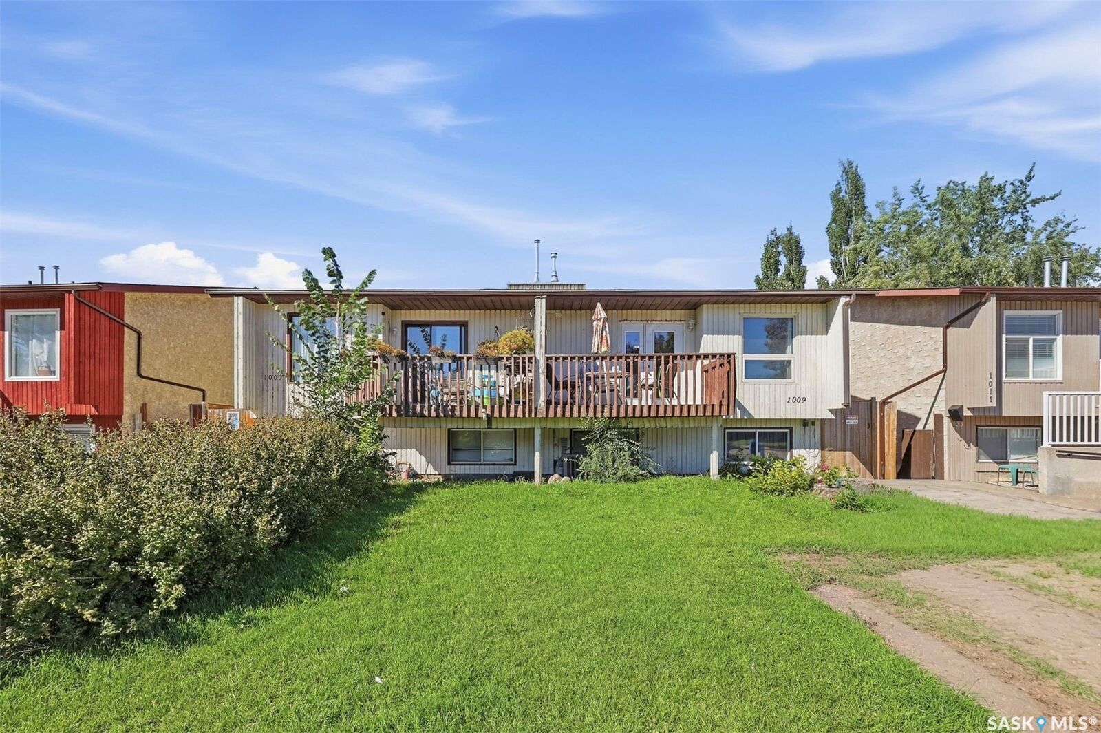 Property Photo: 1007-1009 McCormack Road SK S7M 5C2
