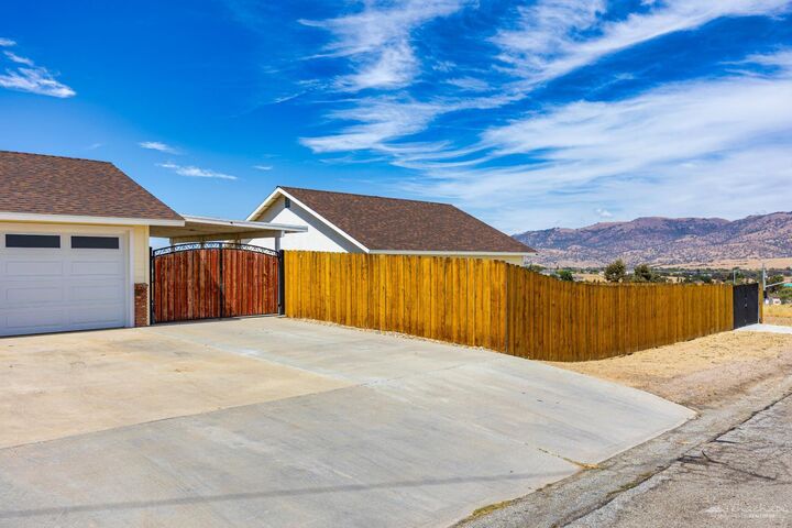 Property Photo:  21611 Westwood Boulevard  CA 93561 