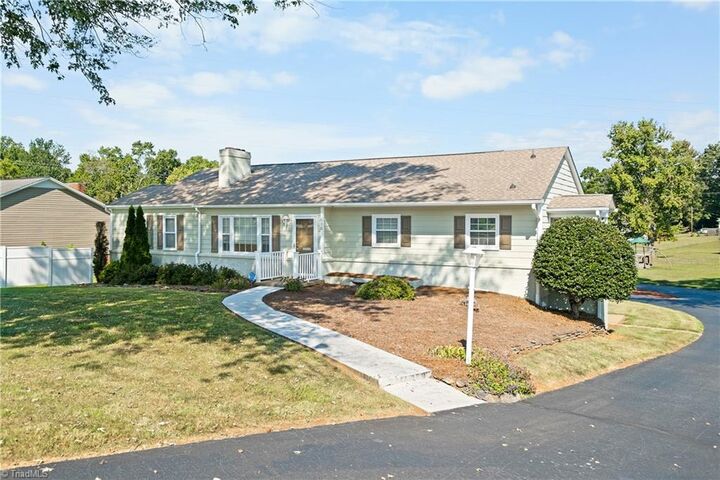 Property Photo:  590 N Peace Haven Road  NC 27104 