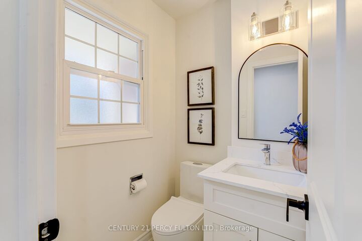 Property Photo:  33 Lorna Rae Boulevard  ON M1V 2C7 