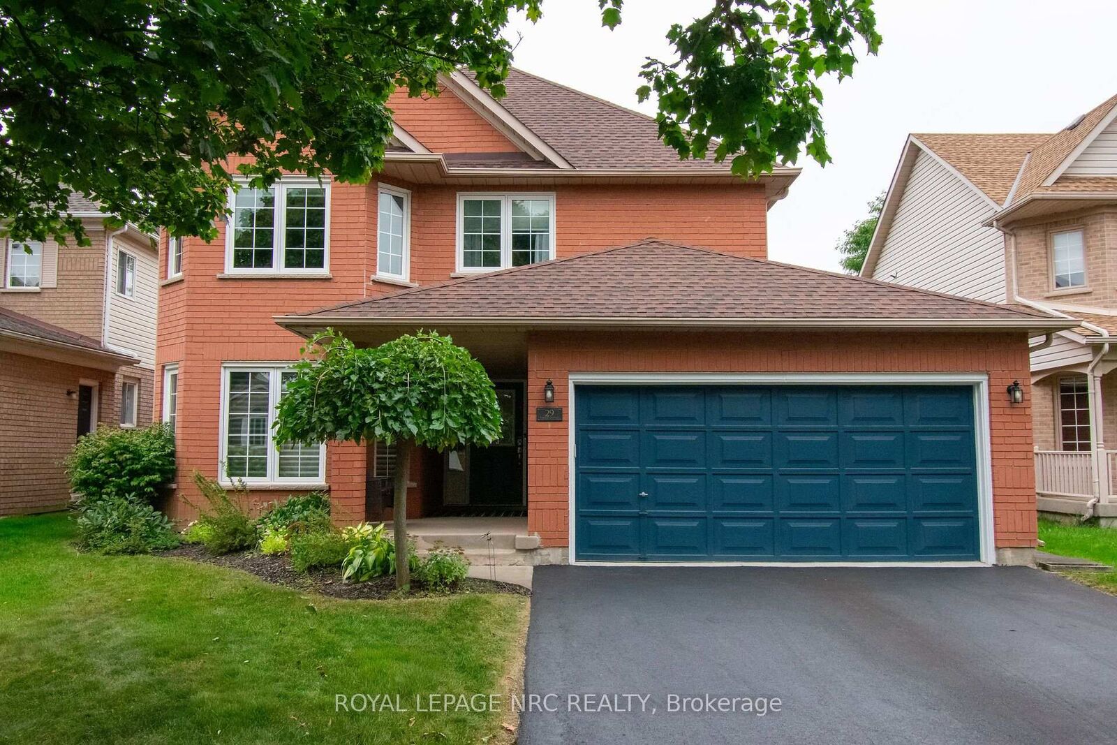 Property Photo:  29 Farris Avenue  ON L2S 3W7 